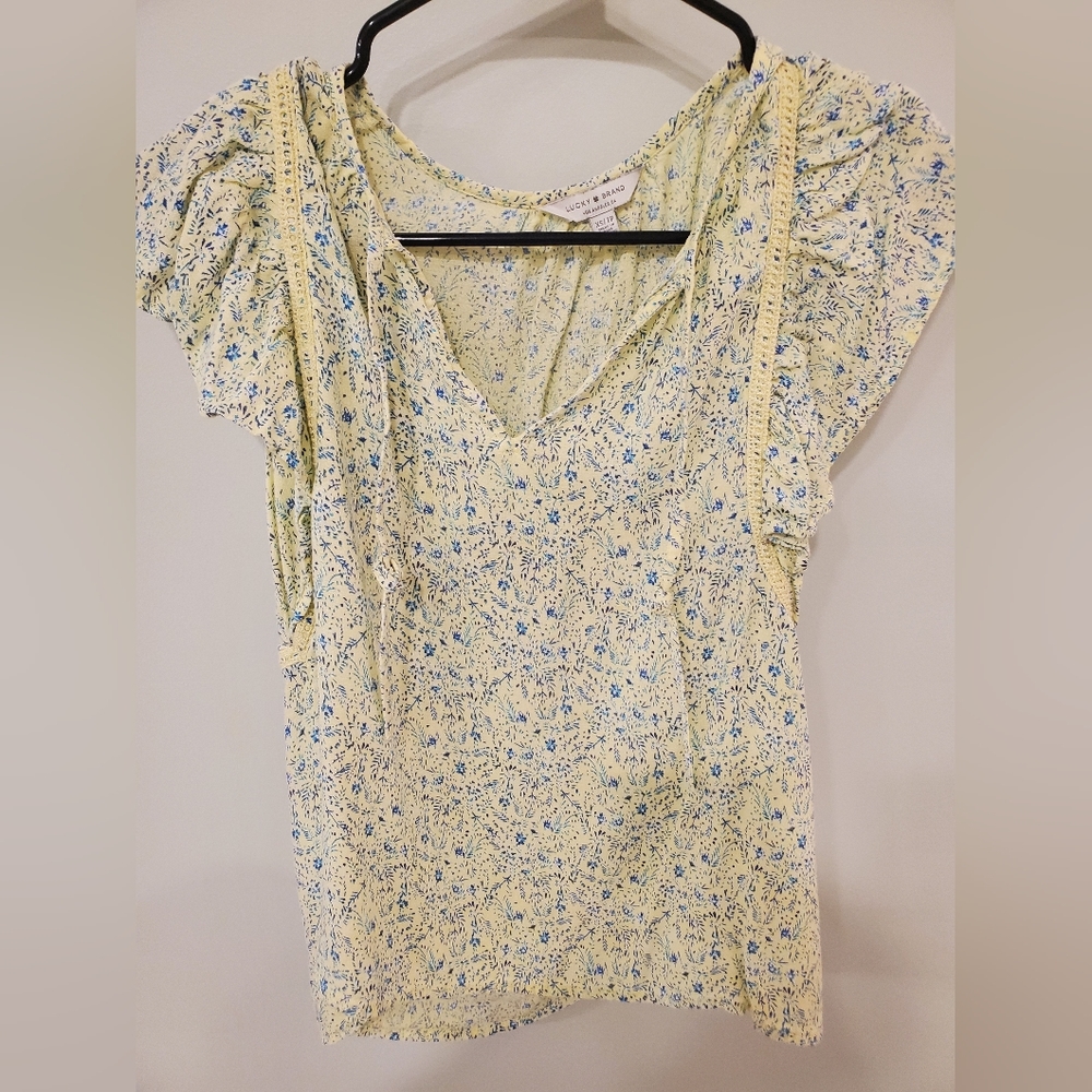 Luck Brand shirt size xs-s